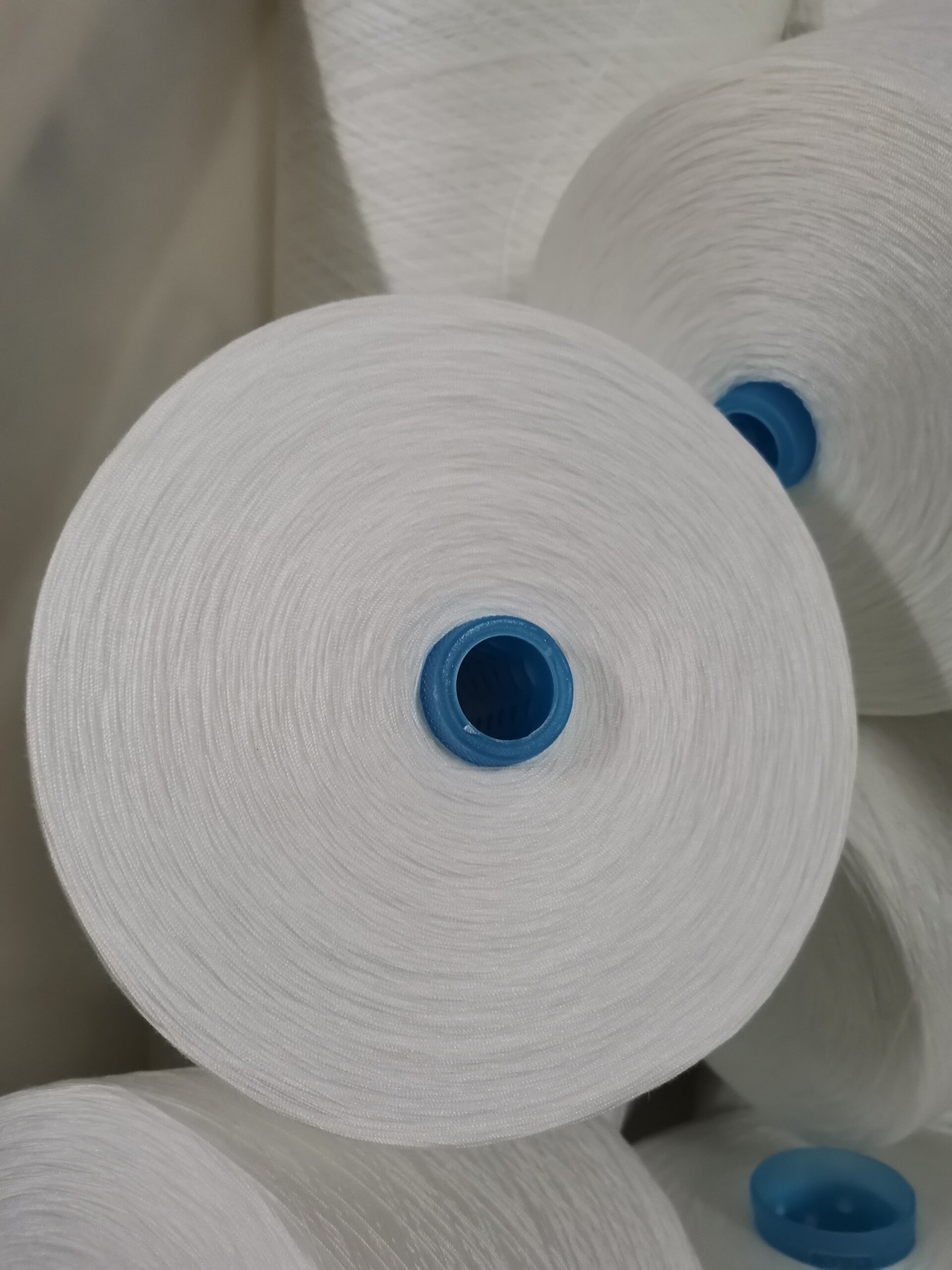 100% SPUN POLYESTER YARN 42S/2